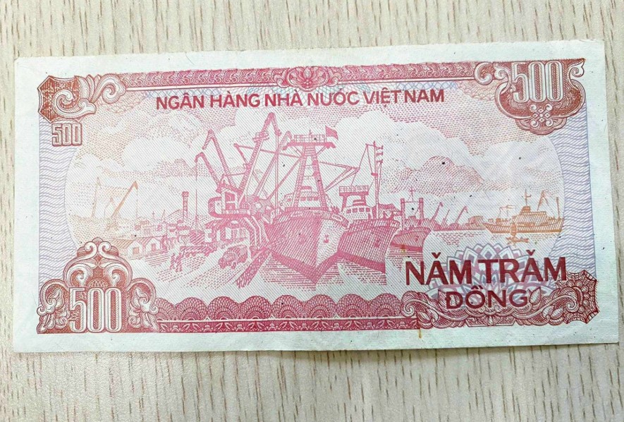 Nằm mơ thấy tiền 500 đồng đánh con gì?