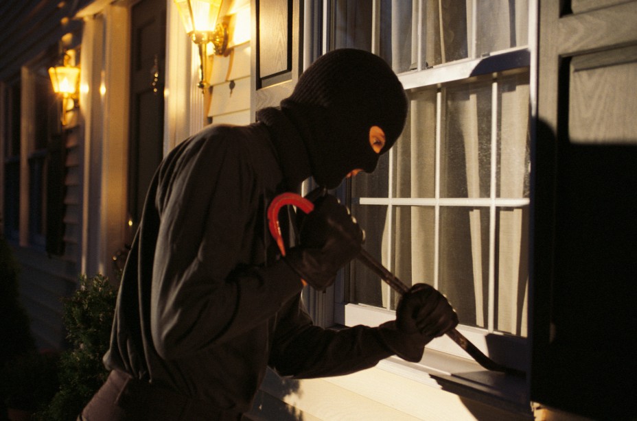 Nằm mơ thấy trộm vào nhà đánh con gì?